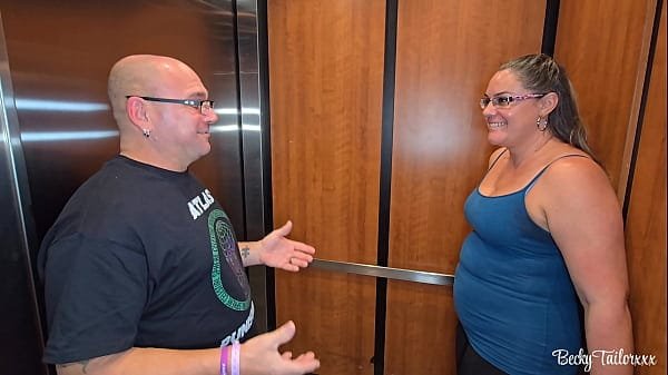 Becky Tailor fucks her biggest fan – Going down?